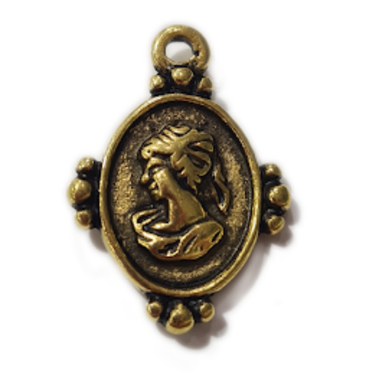 10pc Gold Portrait Charms