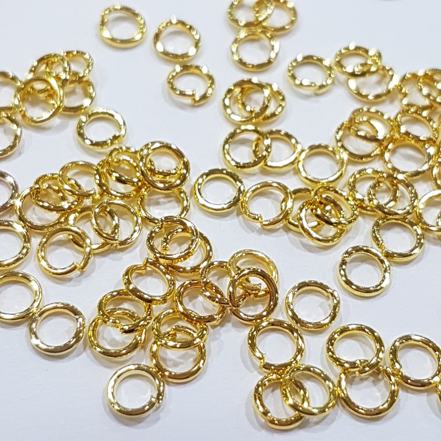 100pc 4mm Gold Jump Rings
