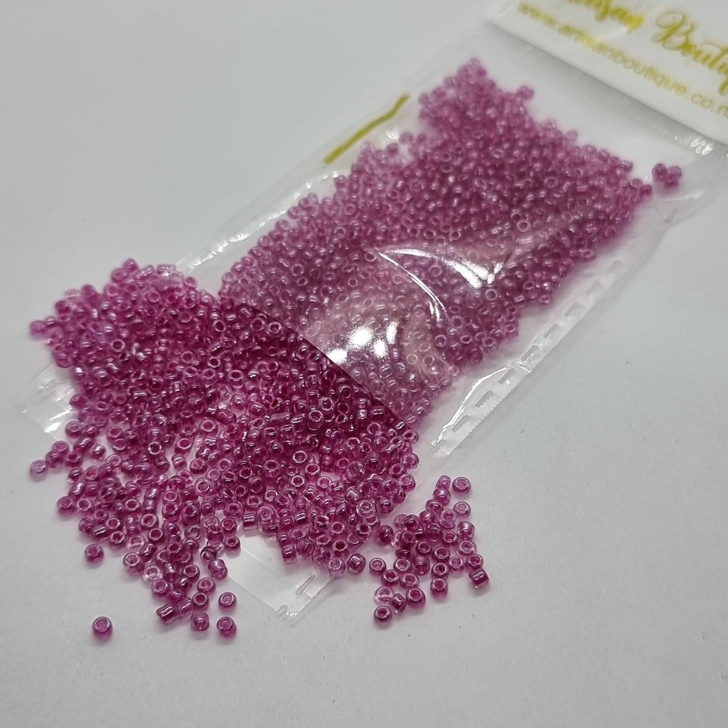 15g 1.5mm Purple Luster Glass Beads
