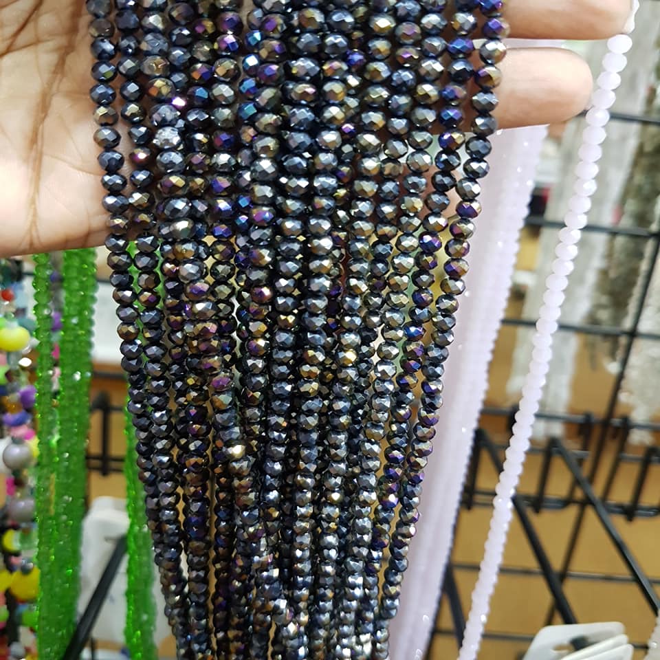 Black Electroplated Crystal Rondelles Approx 148 beads