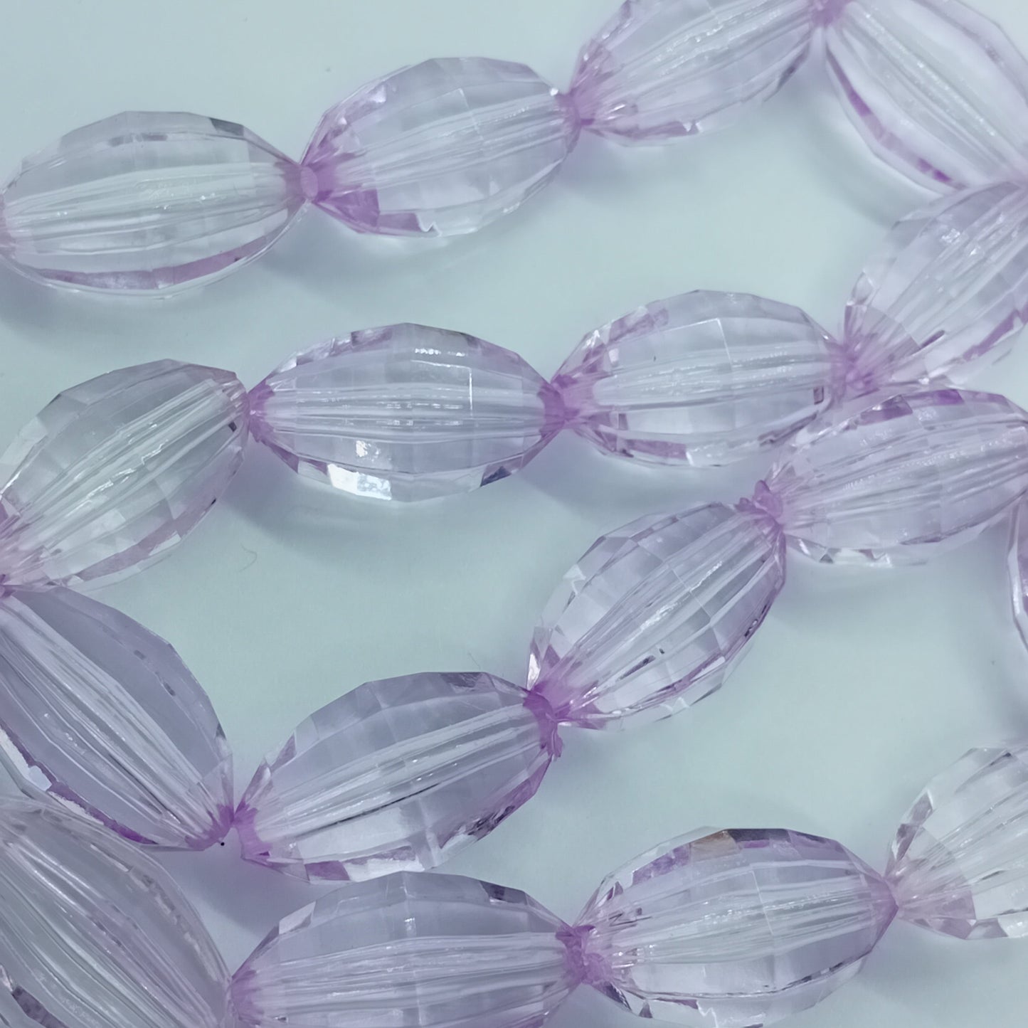 20mm Oval Light Purple Faceted Acrylic Beads