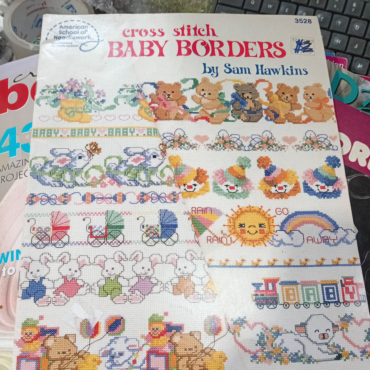 SALE! 14 Mixed Craft Books & Magazines