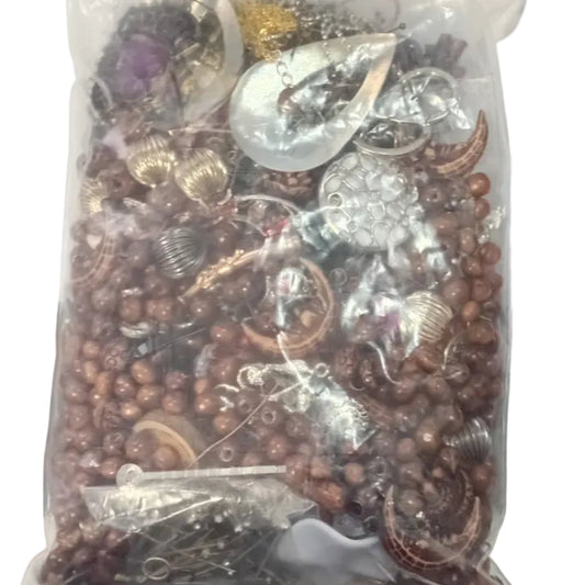 CLEARANCE! Huge Pack Of Broken Jewellery & Findings