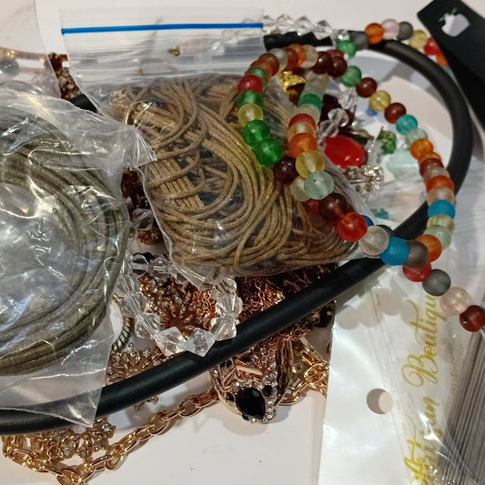 CLEARANCE! Large Pack Of Broken Jewellery & Craft Materials