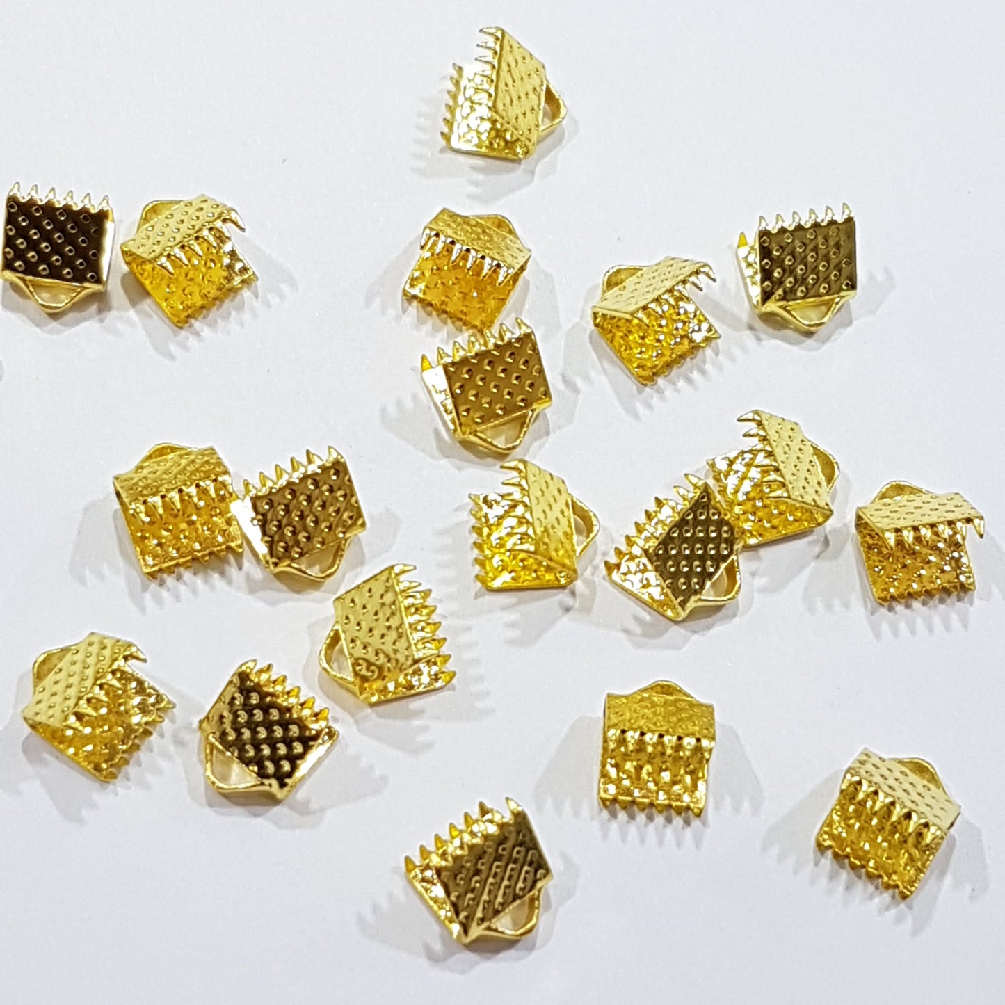 20pc Gold Ribbon End Crimps