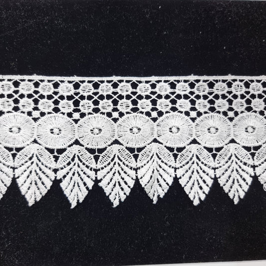 5m Leaf pattern White Lace Trim