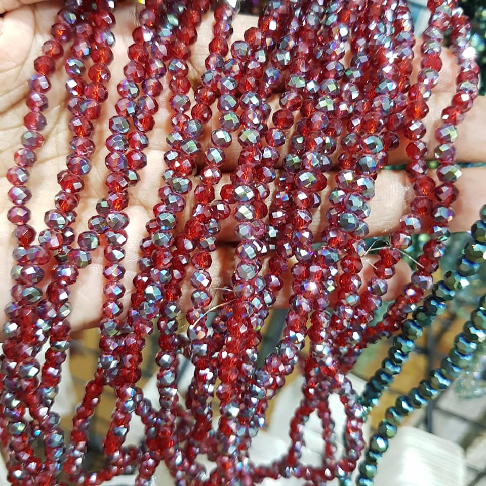 Red Crystal Rondelles Approx 148 beads