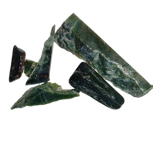 100g NZ Raw Green Stone Off Cuts