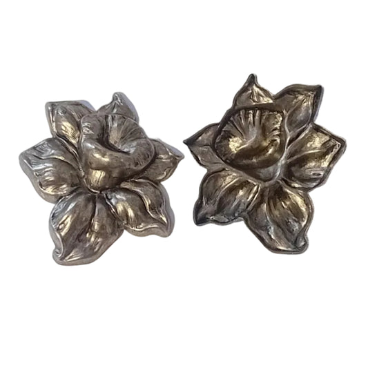 1pc Daffodil Vintage USA Charm