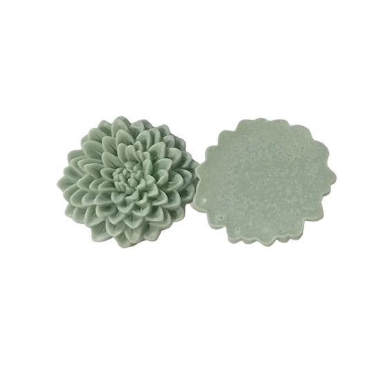 2pc Light Grey Resin Flowers