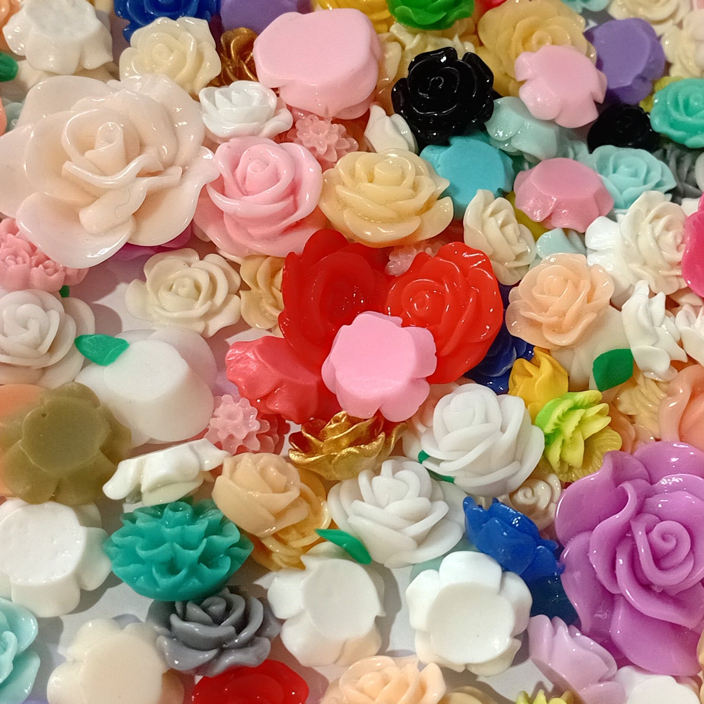 20pc Mixed Resin Flower Cabochons