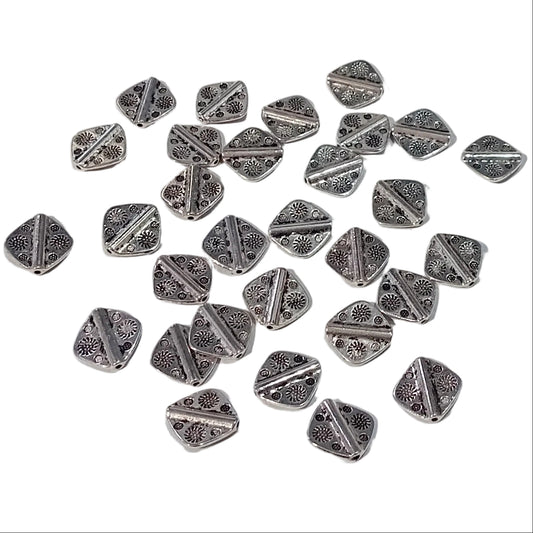 30pc 14mm Silver Metal Beads