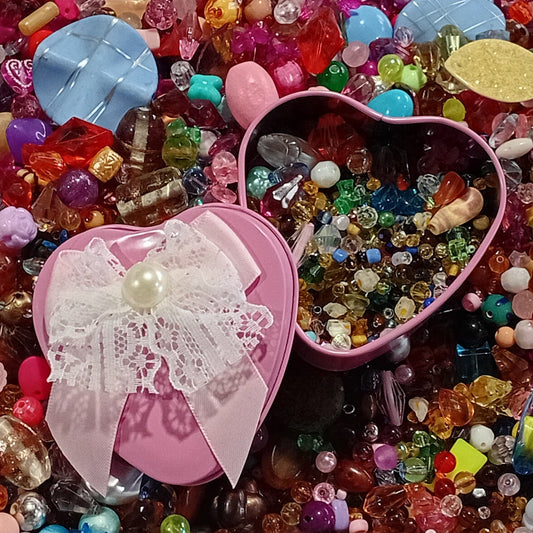 50g Scoop of Mixed Acrylic Beads With A Heart Shaped Tin